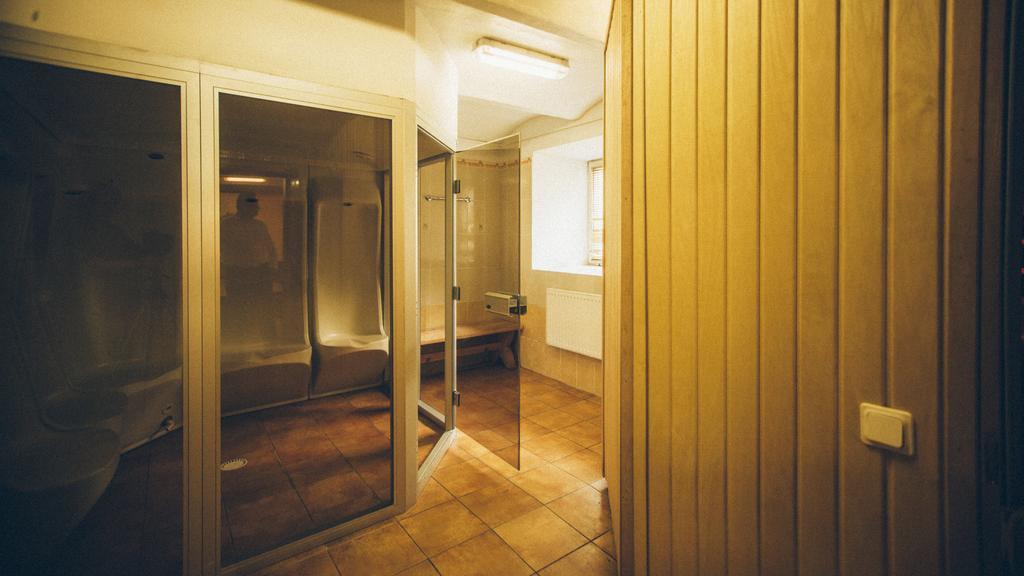 Sventes Muiza Hotel Buitenkant foto