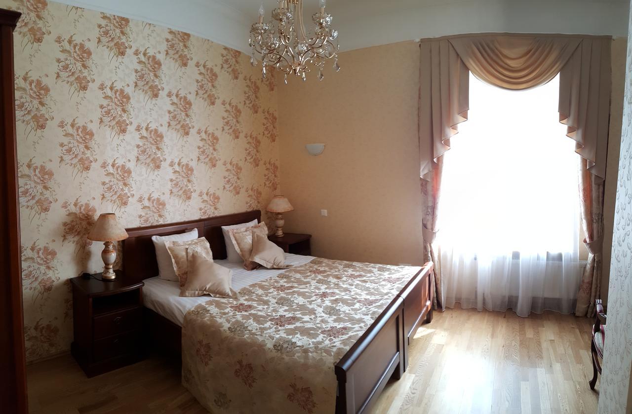 Sventes Muiza Hotel Buitenkant foto